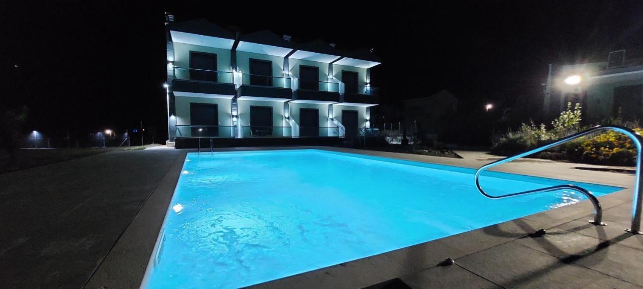 Paramithi Luxury Apartments Nikiti  Exterior foto